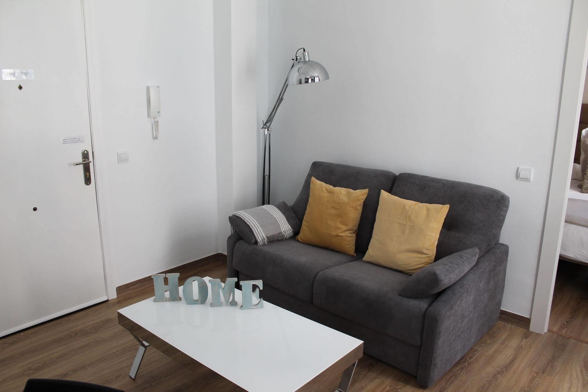 Living4Malaga Suites Superior Zewnętrze zdjęcie